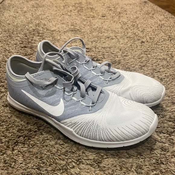 Nike Shoes - Women Nike Training Tennis Shoes